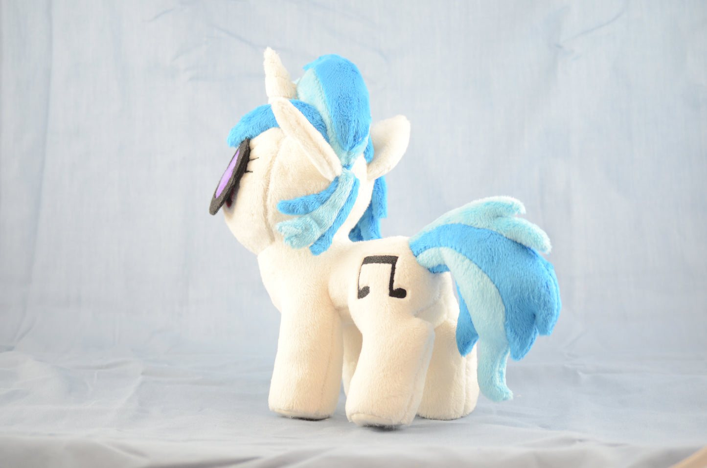 MLP DJ-Pon3/Vinyl Scratch Plushie - 8" Mare